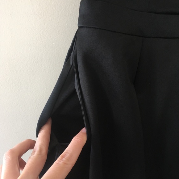 CLOSET CLEAR OUT SALE - NWT Lulu’s black satin cocktail dress - Picture 5 of 11